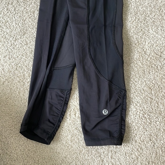 Lululemon high rise leggings - Picture 5 of 8